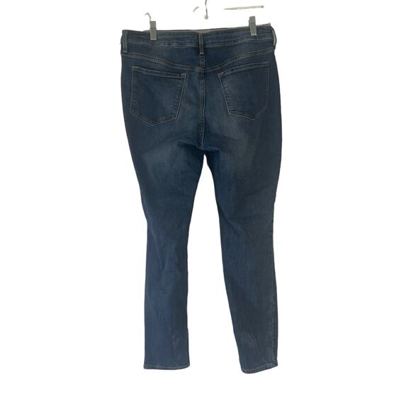 Old Navy Women's Size 14 Rockstar Mid Rise Medium Wash Skinny Jeans - Picture 4 of 10